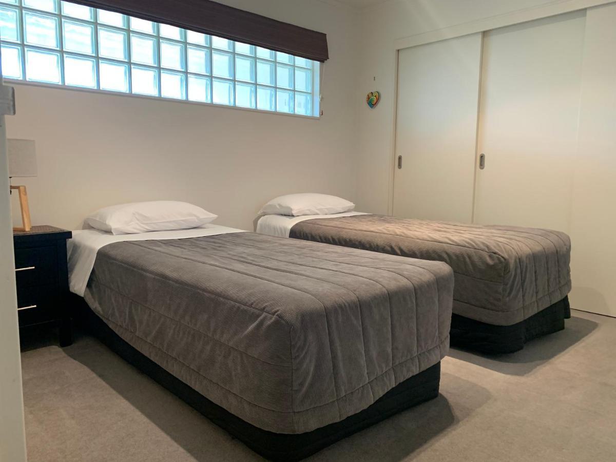 Quayside Luxury Apartments ファカタネ エクステリア 写真