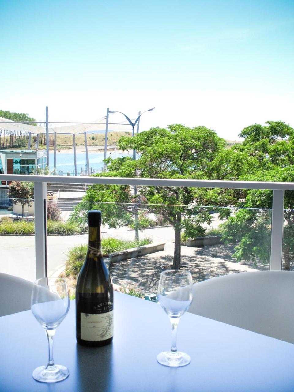 Quayside Luxury Apartments ファカタネ エクステリア 写真